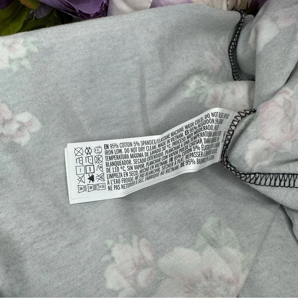 Forever 21 Floral Black Mini Skirt - Picture 8 of 10